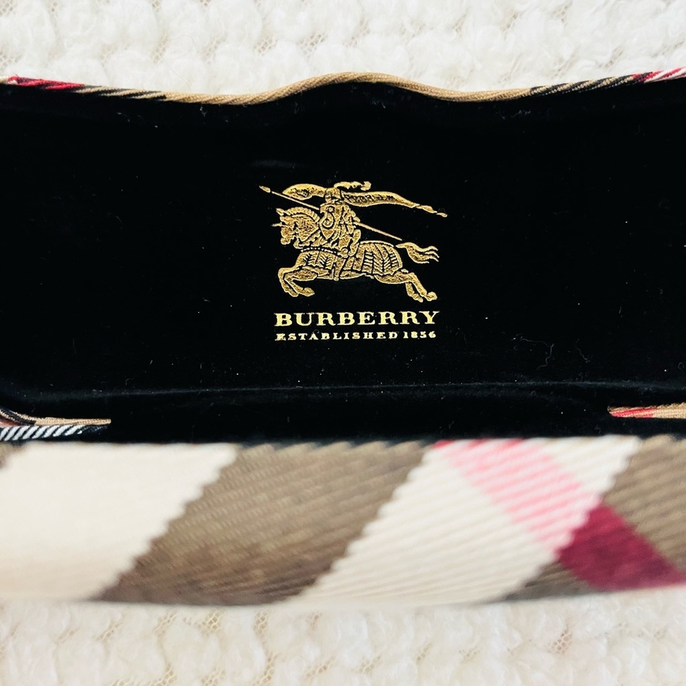 BURBERRY Glasses Case - Picture 3 of 5